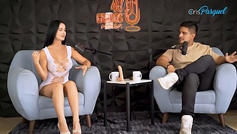 Sexy Latina Babe Kathrin Gives A Big Tits Blowjob In Hd