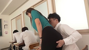 Kinky Teacher Reiko Kobayakawa'S Intense Class Leads To Multiple Orgasms