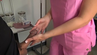 Big-Breasted Nurse Gives Patients A Sensual Oral Experience