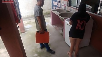 Wife'S Surprise Encounter With A Repairman Leads To A Steamy Outdoor Encounter