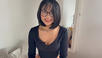 Pretty Anime Girl Gets Cum On Her Big Thighs As A Bet’s Consequence
