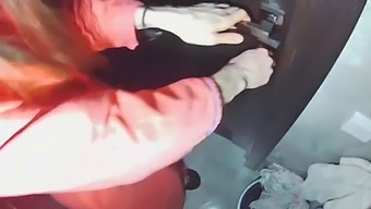 Real Wife Cheats With Her Husband’s Friends In This Amateur Porn Video.